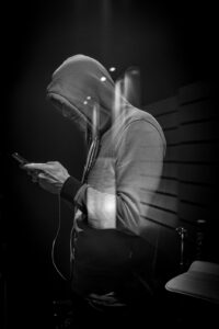 Le Comité Restreint – Révolution Album Review