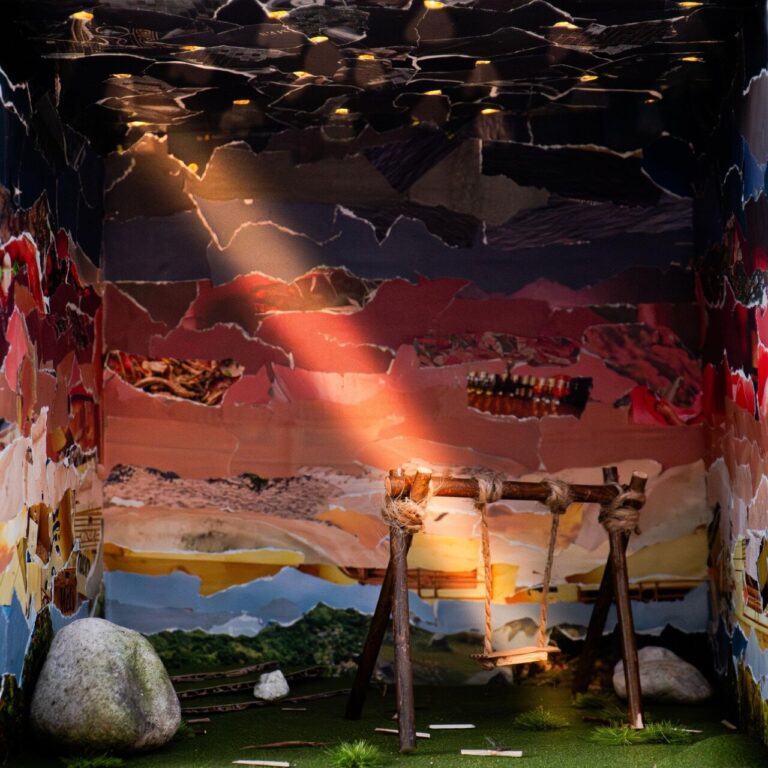 Tinderbox – “Starry-Eyed” (Original Single)